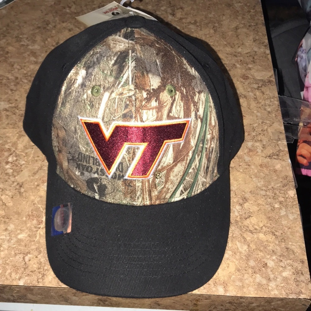 NWT Mossy Oak VT Camo Cap